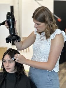 Diffusing someone's hair